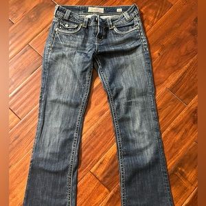 Woman’s Mek jeans. Boot cut medium washed. Great condition